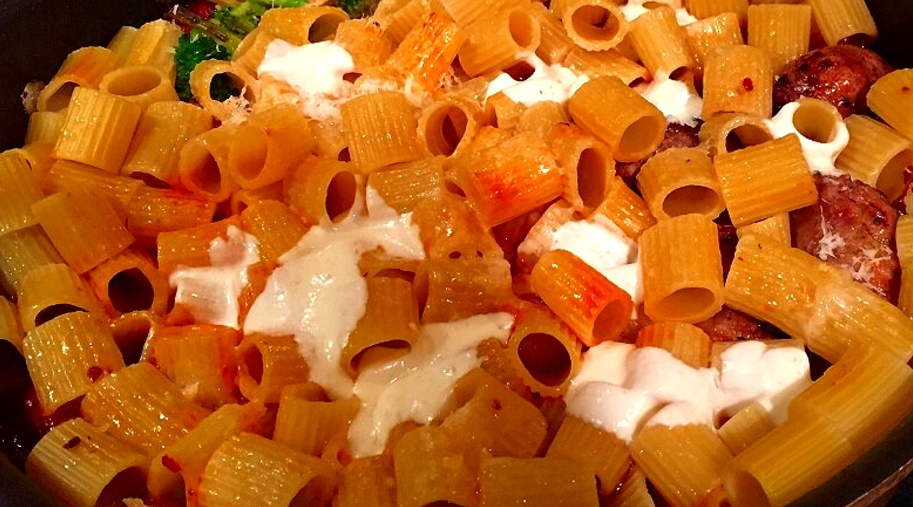 Baked Rigatoni with Roasted Peppers & Olives